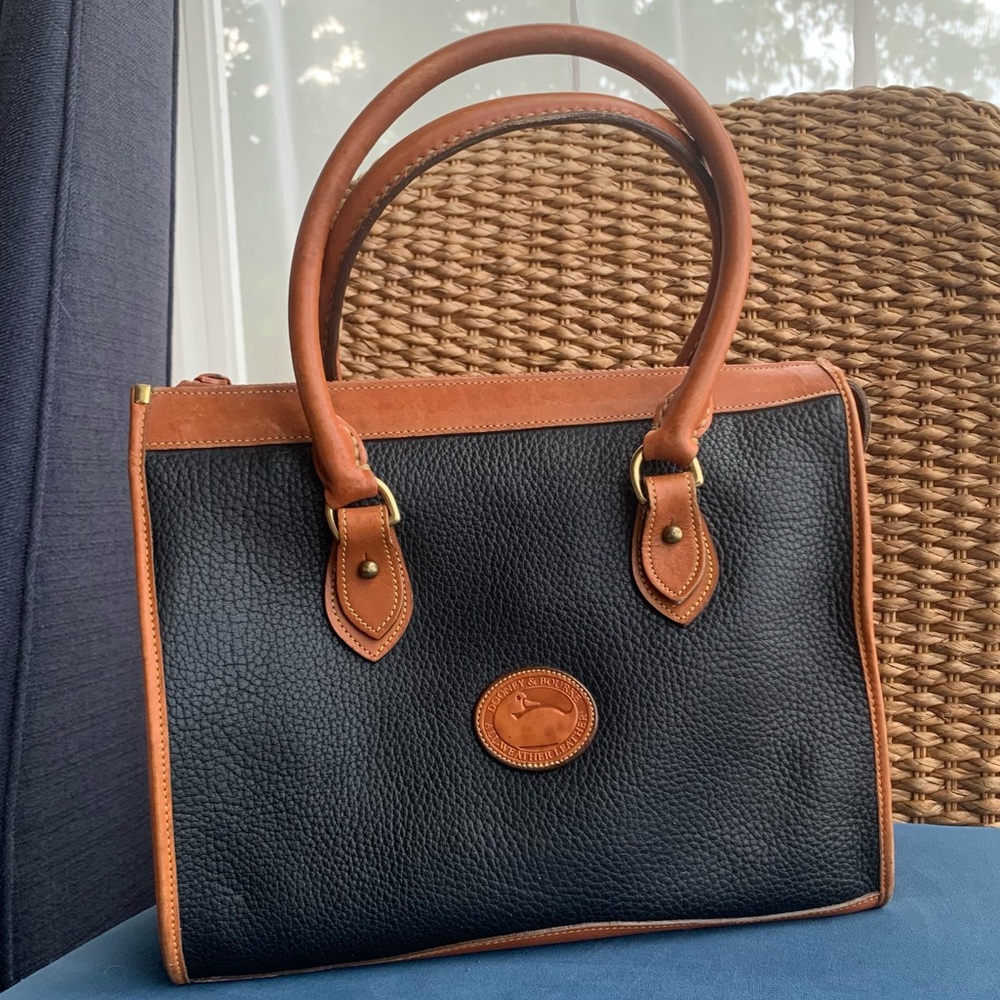 Vintage Dooney & Bourke Handbag Very Good Condition 12”x10”x5”